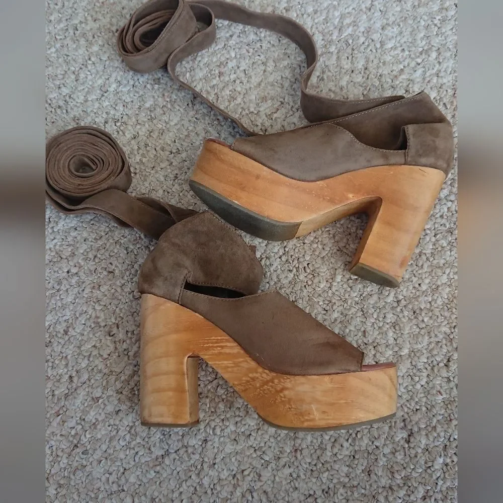 Free People Touch the Sky Clog in Taupe size 36.5